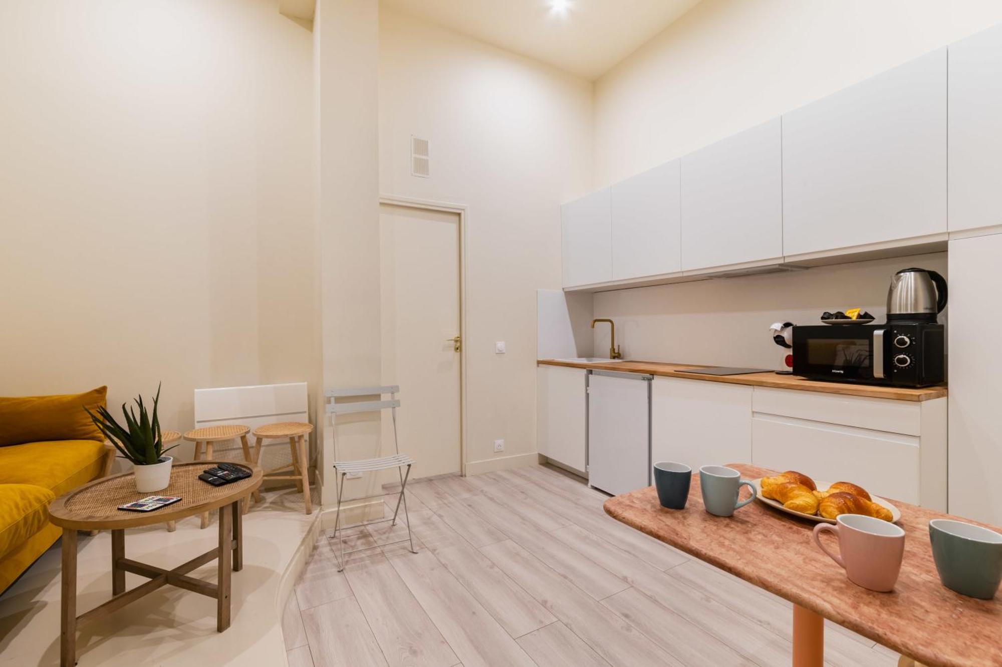 Charmant Appartement Moderne Haut Marais - 4P - Flat-Guest Paris Exterior photo